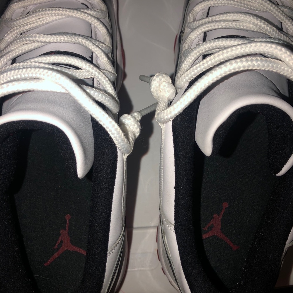 Jordan 11 - Picture 6 of 8